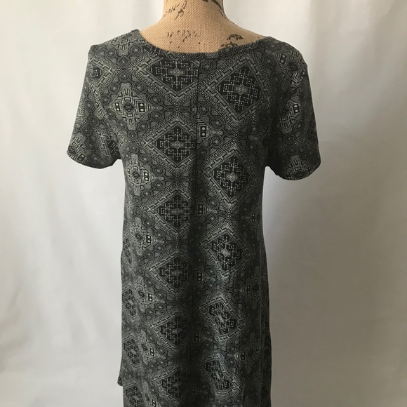 LuLaRoe Medium Tribal Short Sleeve Pattern Dress - Picture 2 of 7